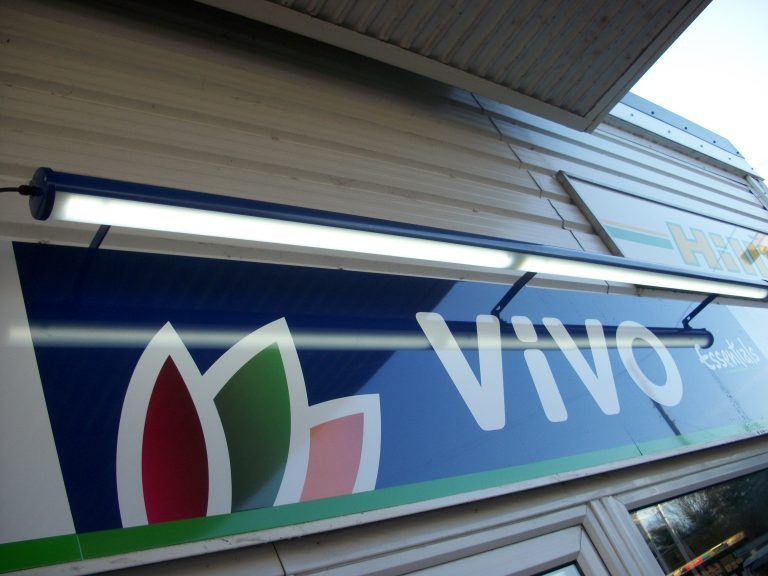 Retail Grocery Aluminium composite sign trays with LED trough lighting
